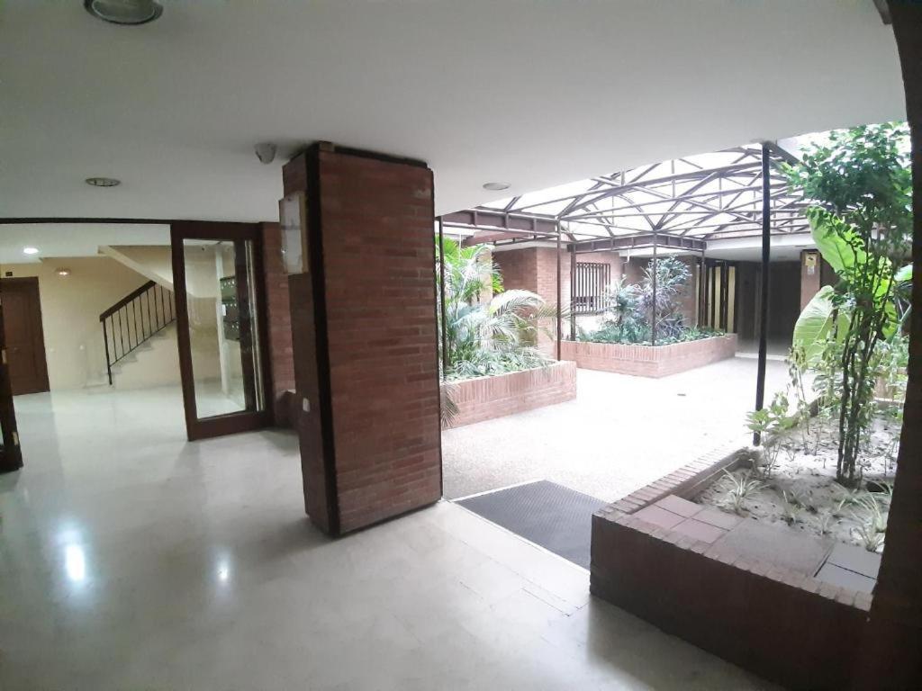 Plaza Puerta Nueva Apartment Murcia Exterior foto